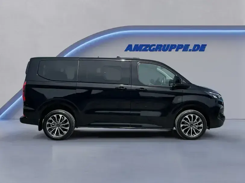 Neu Ford Tourneo Titanium X 170 PS (125 kW) 2026 Schwarz Van / Kleinbus