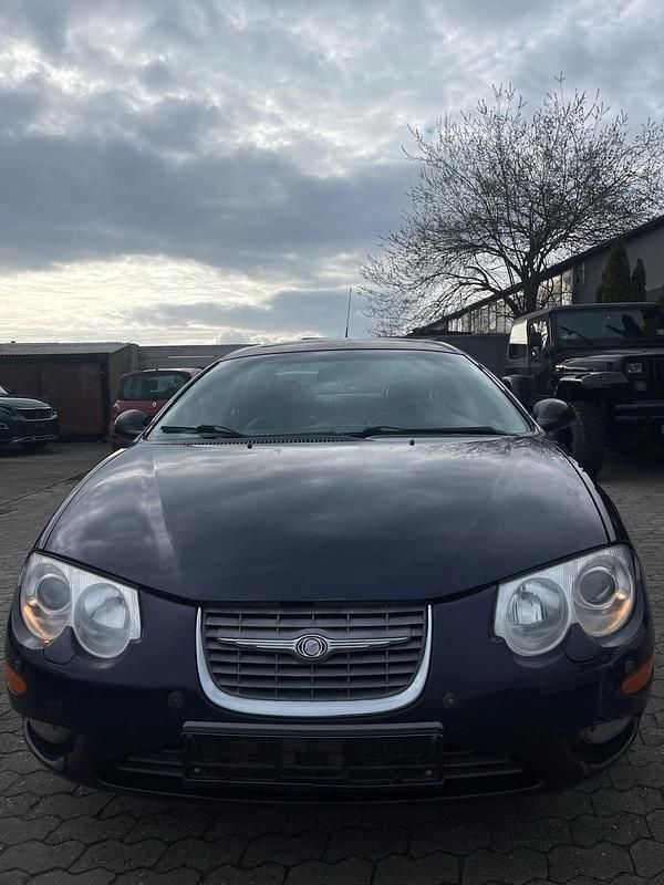 Gebraucht Chrysler 300M 251 PS (184 kW) 1999 Blau Limousine