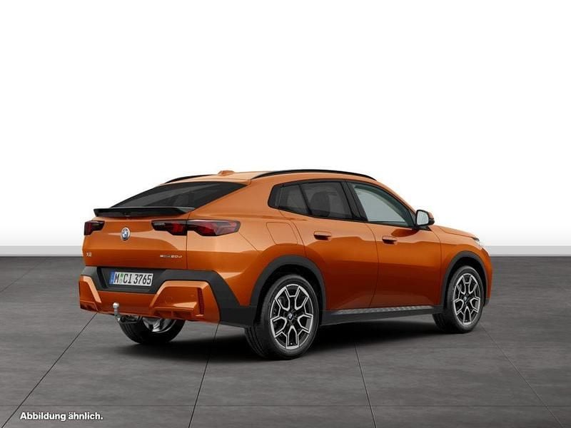 Gebraucht BMW X2 150 PS (110 kW) 2025 Orange SUV
