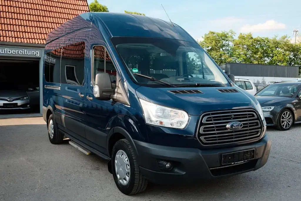 Gebraucht Ford Transit Trend 131 PS (96 kW) 2019 Blau Van / Kleinbus