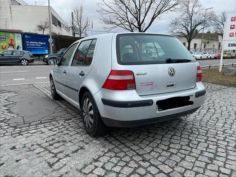 Gebraucht VW Golf IV 2003 Silber Limousine