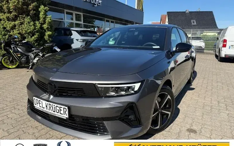 Gebraucht Opel Astra 131 PS (96 kW) 2025 Kleinwagen