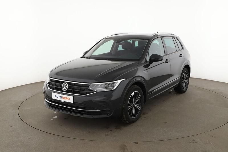 Gebraucht VW Tiguan Active 2022 Grau SUV