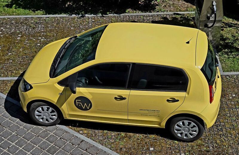 Gelb Gebraucht 2016 Skoda Citigo Cool Edition Kleinwagen | 6.250 € (Fairer Preis) - Bild 1/4