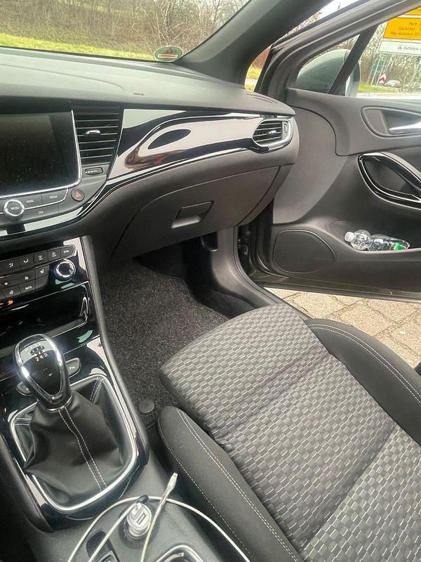Gebraucht Opel Astra Excellence 140 PS (102 kW) 2017 Grau Kleinwagen