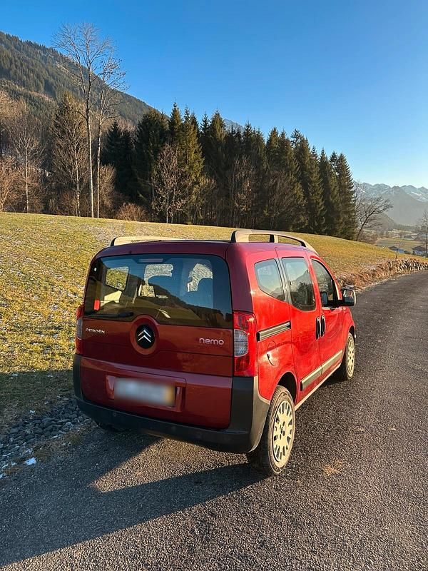 Gebraucht Citroën Nemo 65 PS (47 kW) 2010 Rot Van / Kleinbus