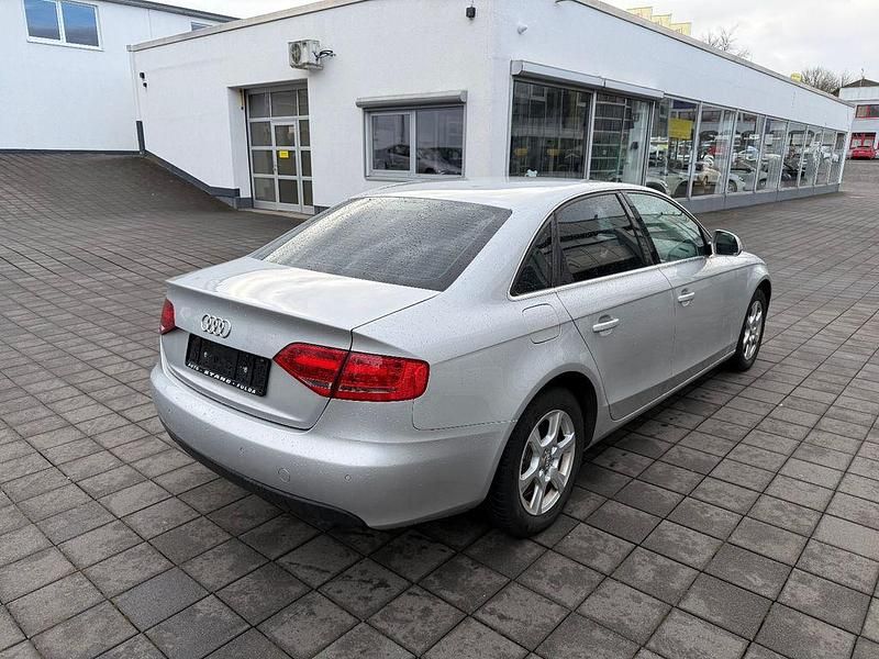 Gebraucht Audi A4 Ambiente 179 PS (131 kW) 2009 Silber Limousine