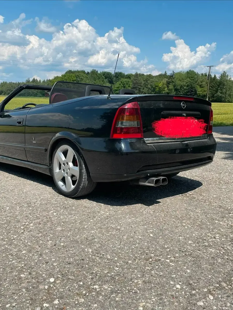 Gebraucht Opel Astra 148 PS (108 kW) 2003 Schwarz Cabrio
