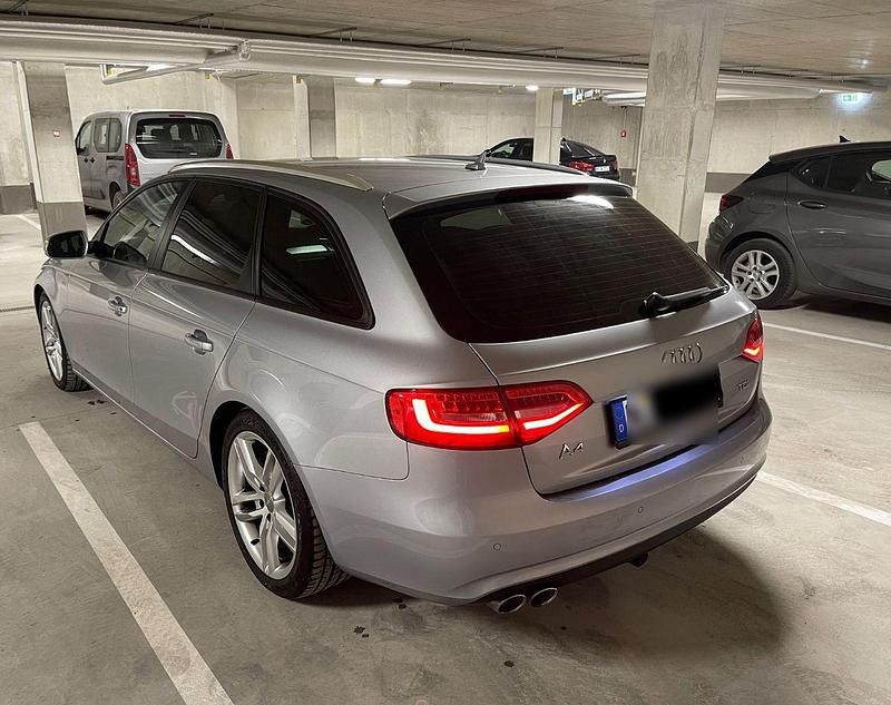 Gebraucht Audi A4 S-Line 150 PS (110 kW) 2015 Silber Kombi