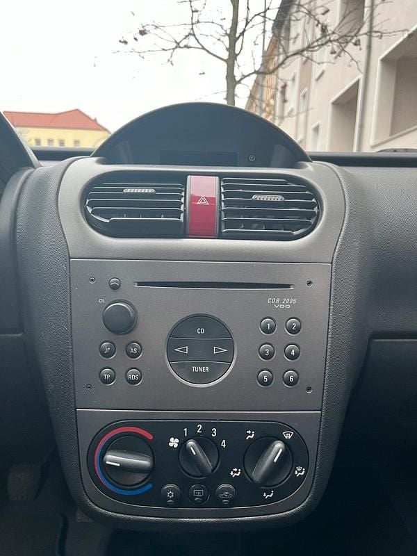 Gebraucht Opel Corsa 60 PS (44 kW) 2004 Grau Kleinwagen