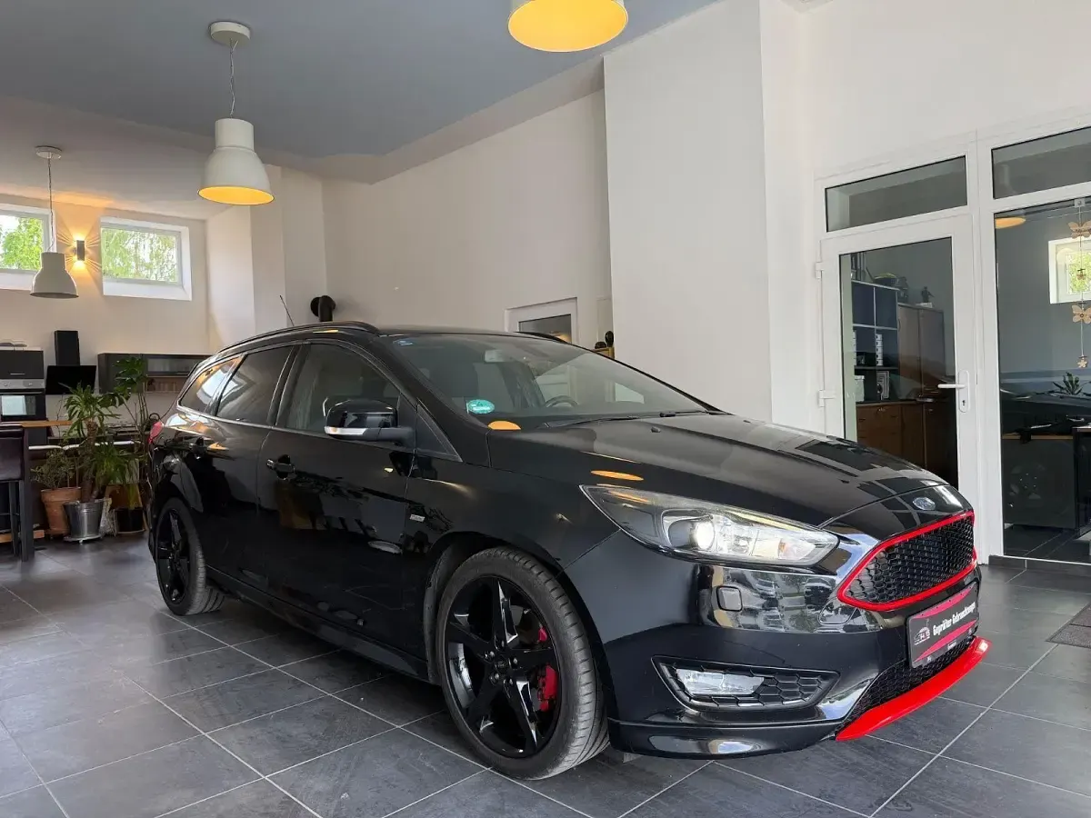 Occasion Ford Focus ST-Line 150 ch (110 kW) 2016 Noir Break