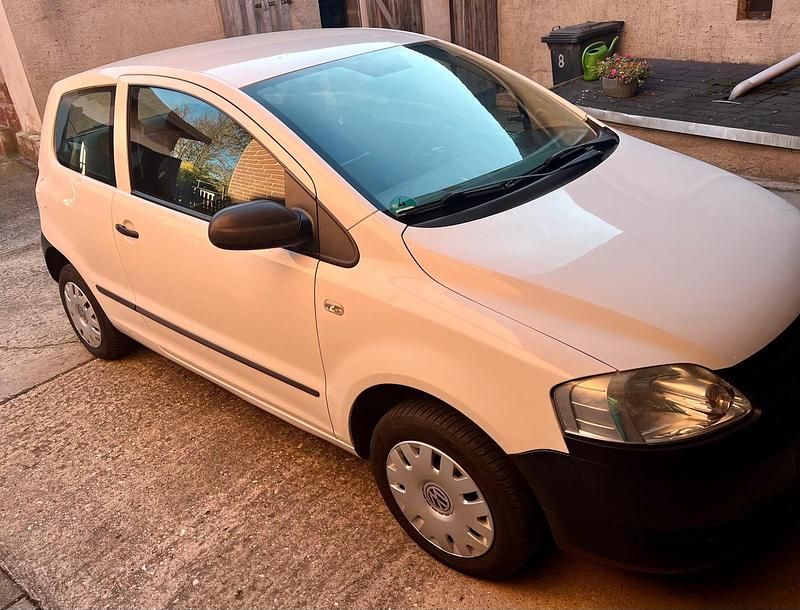 Usata VW Fox 54 CV (39 kW) 2006 Bianco Utilitaria