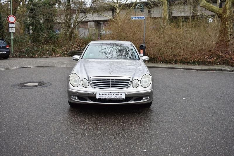 Gebraucht Mercedes E320 Elegance 224 PS (164 kW) 2003 Grau Limousine