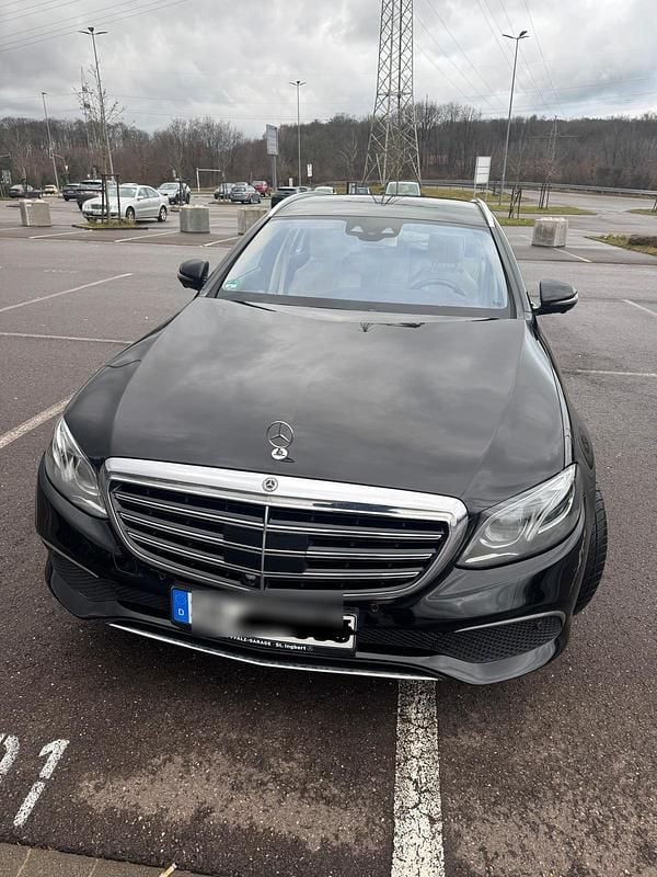 Gebraucht Mercedes E350 258 PS (189 kW) 2018 Schwarz Kombi