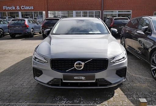 Gebraucht Volvo V60 Plus 350 PS (257 kW) 2025 Grau Kombi