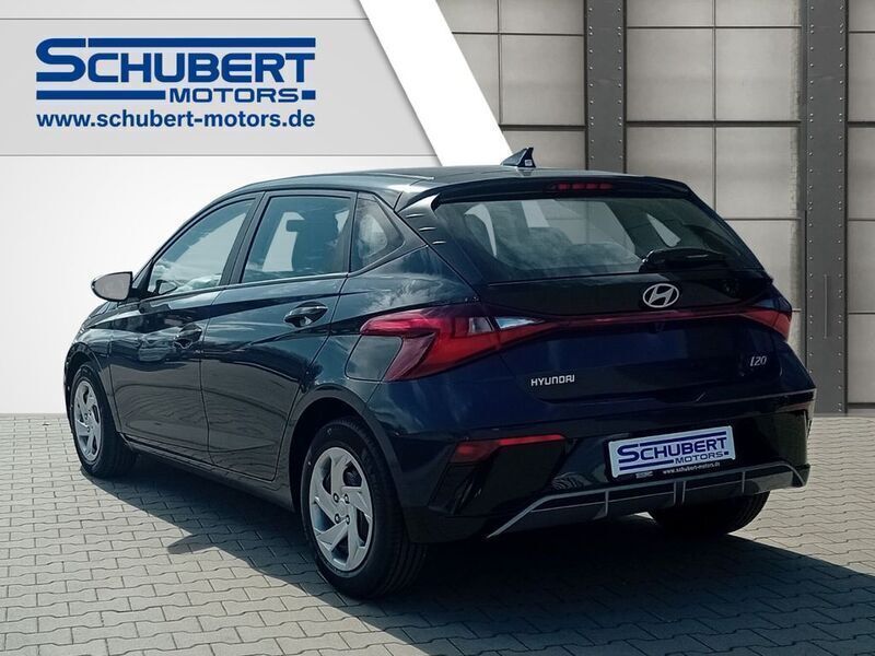Gebraucht Hyundai i20 Select 101 PS (74 kW) 2025 Grau Limousine