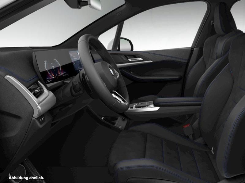 Gebraucht BMW 220 Active Tourer M Sport 156 PS (114 kW) 2025 Weiß Van / Kleinbus