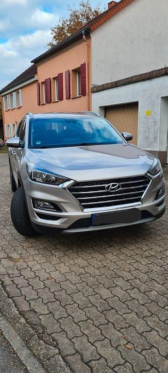 Andere farben Gebraucht 2020 Hyundai Tucson Advantage SUV | 18.900 € (Superpreis) - Bild 1/4