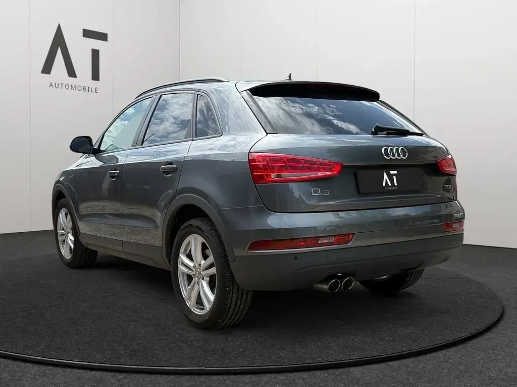 Gebraucht Audi Q3 Basis 120 PS (88 kW) 2016 Grau SUV