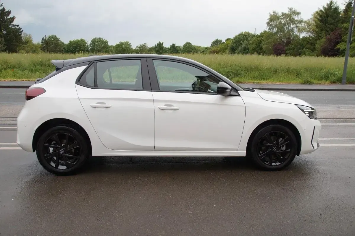 Occasion Opel Corsa 101 ch (74 kW) 2025 Blanc Citadine