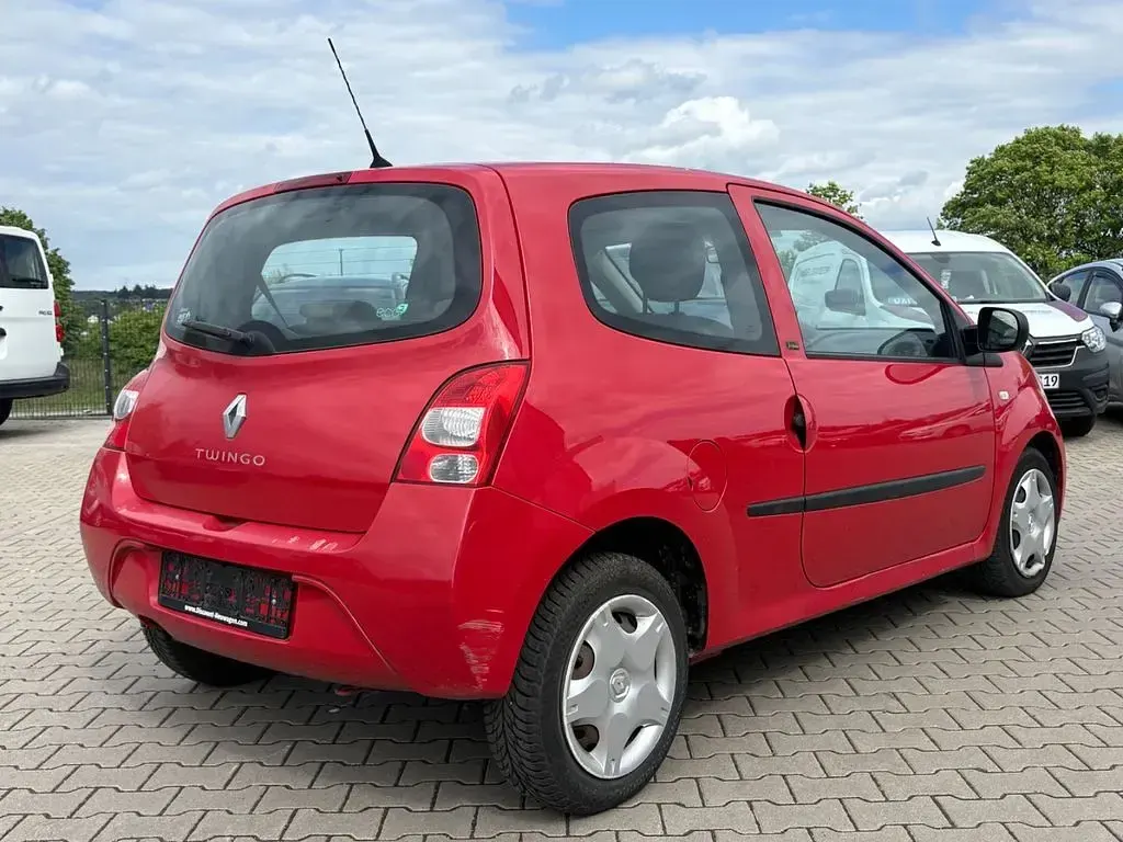 Gebraucht Renault Twingo 58 PS (42 kW) 2011 Rot Kleinwagen