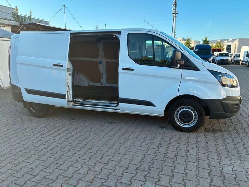 Usata Ford Transit Custom 105 CV (77 kW) 2017 Bianco Monovolume