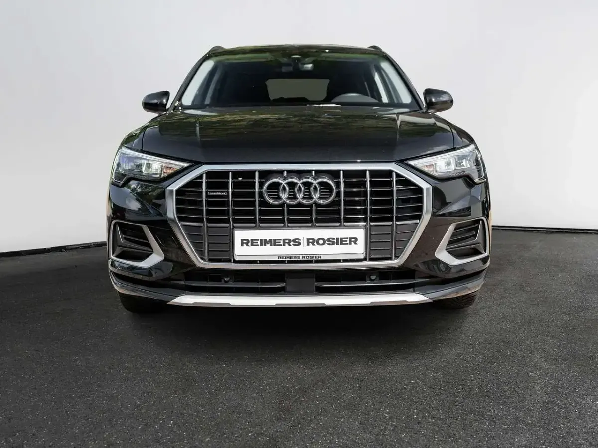 Gebraucht Audi Q3 Advanced Plus 190 PS (139 kW) 2025 Schwarz SUV