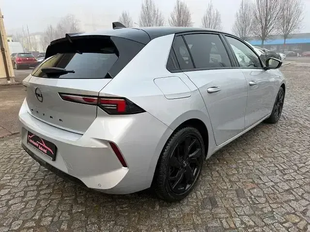 Gebraucht Opel Astra GS Line 131 PS (96 kW) 2023 Silber Kleinwagen