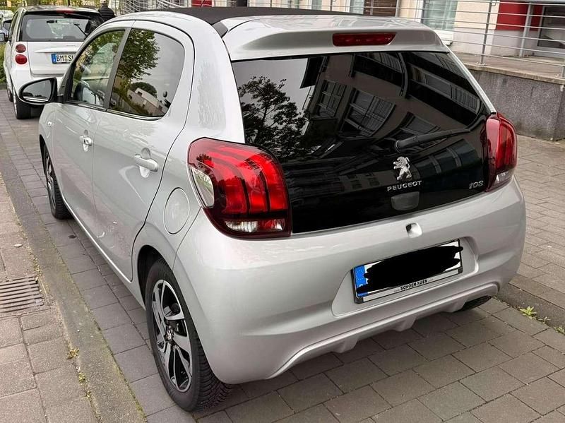 Gebraucht Peugeot 108 Active 72 PS (52 kW) 2019 Silber Limousine