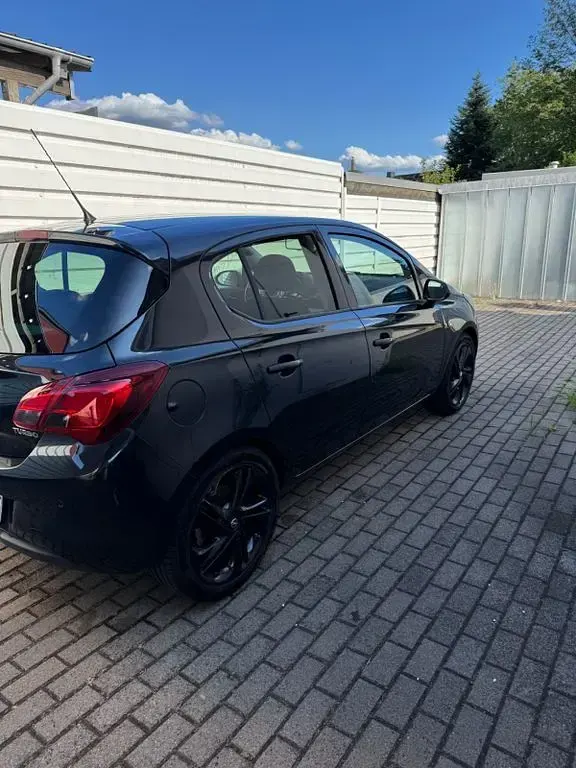 Gebraucht Opel Corsa Color Edition 101 PS (74 kW) 2015 Schwarz Kleinwagen