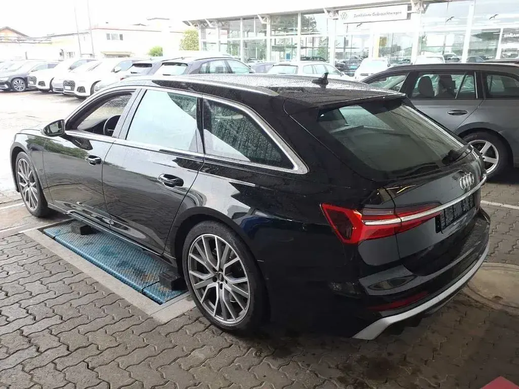 Gebraucht Audi S6 Ambiente 344 PS (253 kW) 2024 Brillantschwarz Kombi