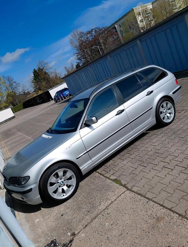 Gebraucht BMW 316 115 PS (84 kW) 2003 Silber Kombi