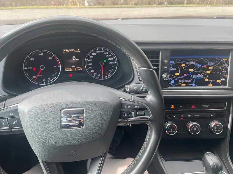 Usata Seat Leon 110 CV (80 kW) 2017 Nero Berlina