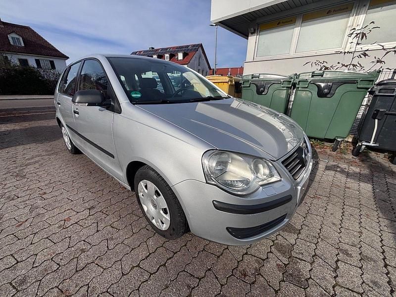 Silber Gebraucht 2006 VW Polo Trendline Kleinwagen | 3.500 € (Fairer Preis) - Bild 1/4