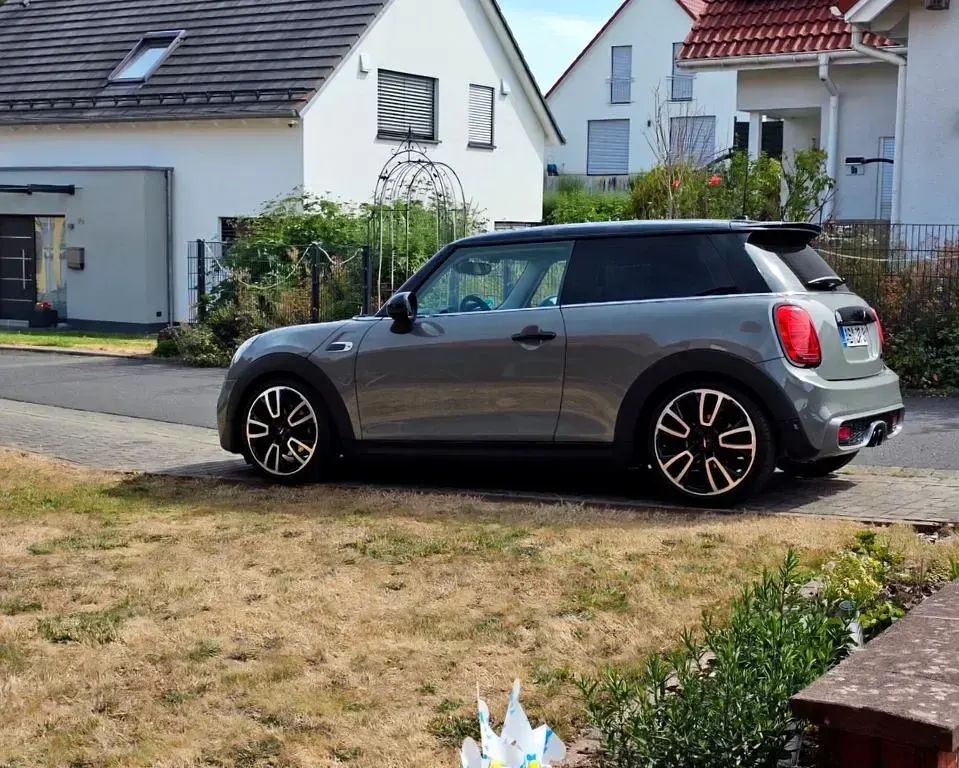 Gebraucht Mini John Cooper Works 192 PS (141 kW) 2018 Grau Kleinwagen
