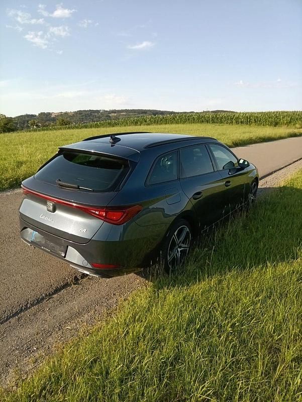 Gebraucht Seat Leon FR 150 PS (110 kW) 2021 Grau Kombi