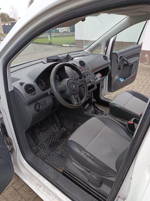 Gebraucht VW Caddy 75 PS (55 kW) 2011 Weiß Van / Kleinbus