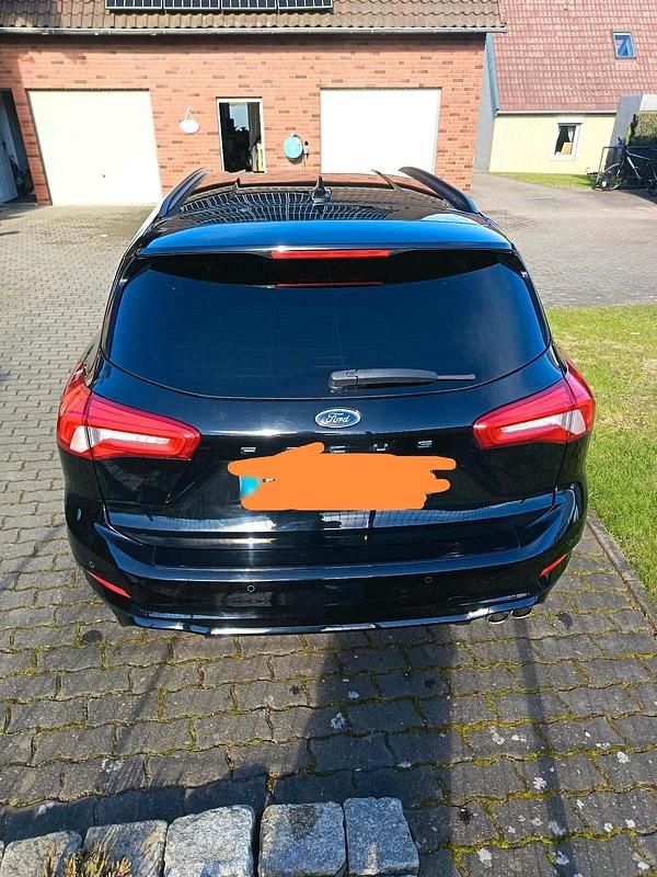 Gebraucht Ford Focus ST-Line 150 PS (110 kW) 2019 Schwarz Kombi