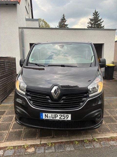 Occasion Renault Trafic Luxe 120 ch (88 kW) 2017 Noir Monospace