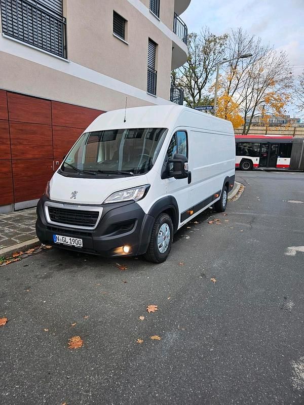 Weiß Gebraucht 2018 Peugeot Boxer Van | 8.300 € (Guter Preis) - Bild 1/4