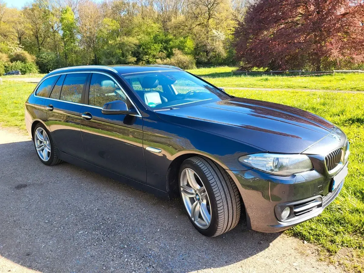 Gebraucht BMW 520 184 PS (135 kW) 2014 Schwarz Limousine