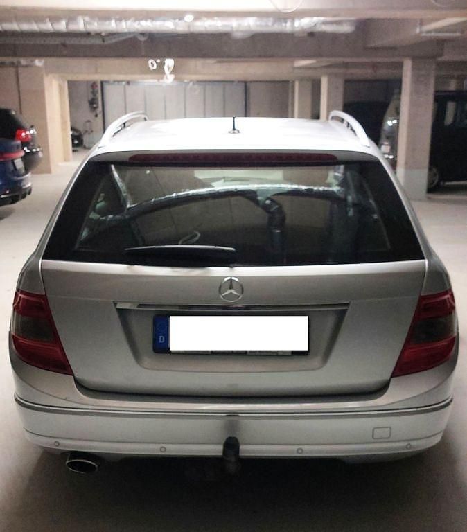 Gebraucht Mercedes C220 170 PS (125 kW) 2010 Silber Limousine