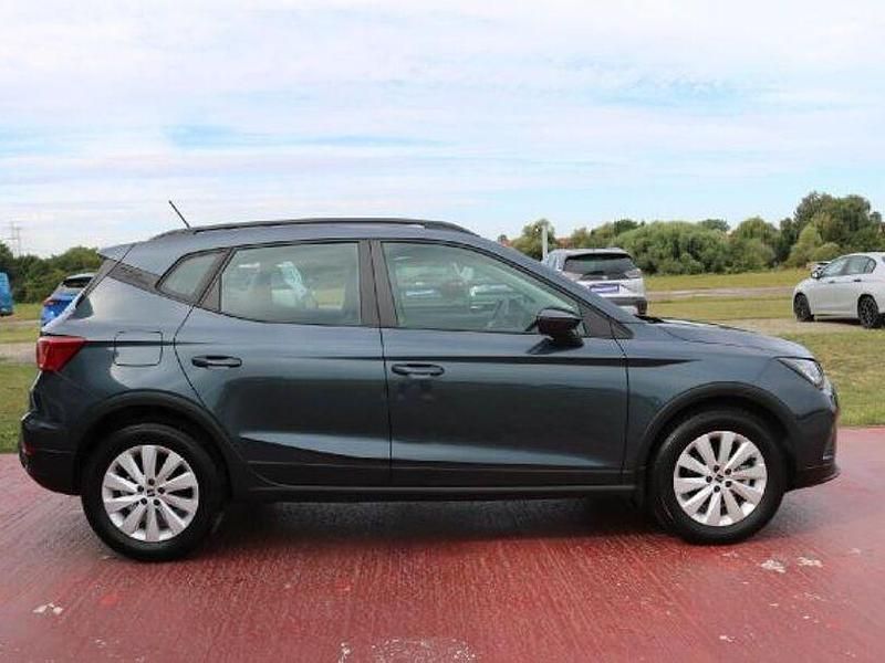 Grau Gebraucht 2024 Seat Arona SUV | 21.990 € (Fairer Preis) - Bild 1/4