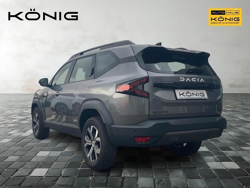 Neu Dacia Bigster Expression 140 PS (102 kW) 2025 Grau SUV