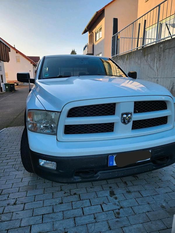 Weiß Gebraucht 2010 Dodge Ram Abholung | 14.900 € - Bild 1/4