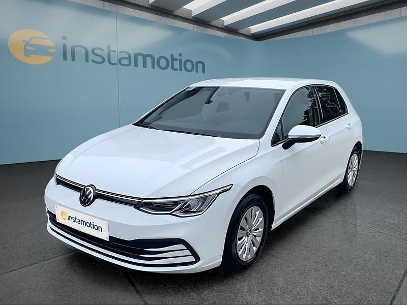 Weiß Gebraucht 2021 VW Golf VIII Kleinwagen | 17.049 € (Superpreis) - Bild 1/4