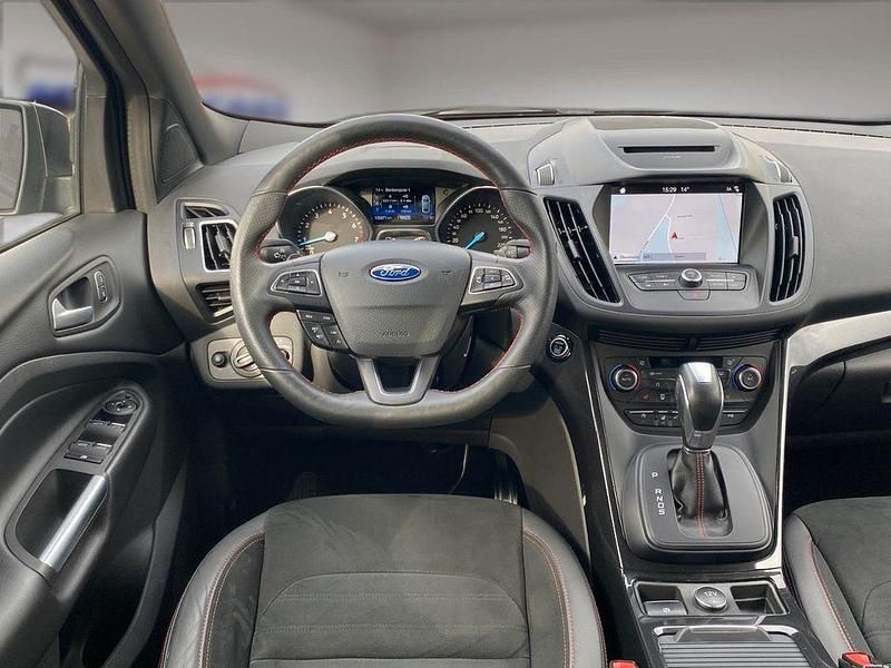 Gebraucht Ford Kuga ST-Line 175 PS (128 kW) 2019 Grau SUV