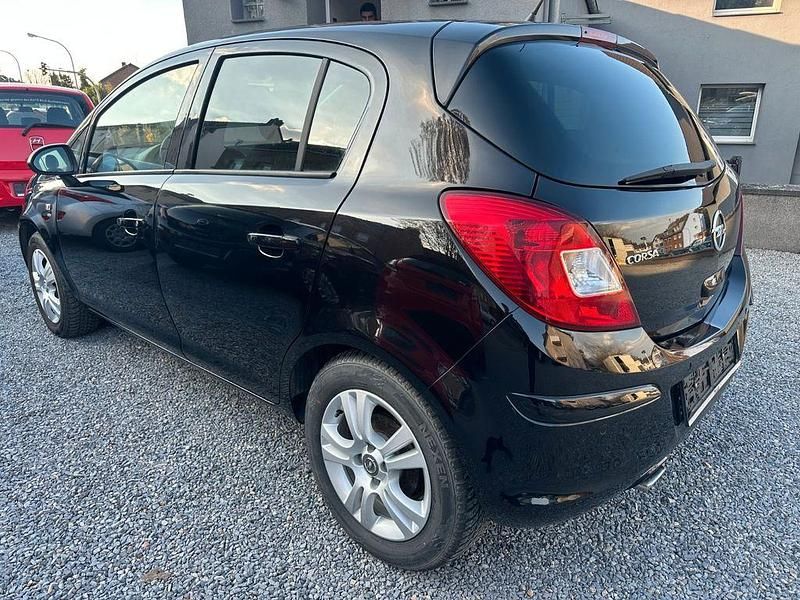 Gebraucht Opel Corsa Satellite 87 PS (63 kW) 2011 Schwarz Kleinwagen