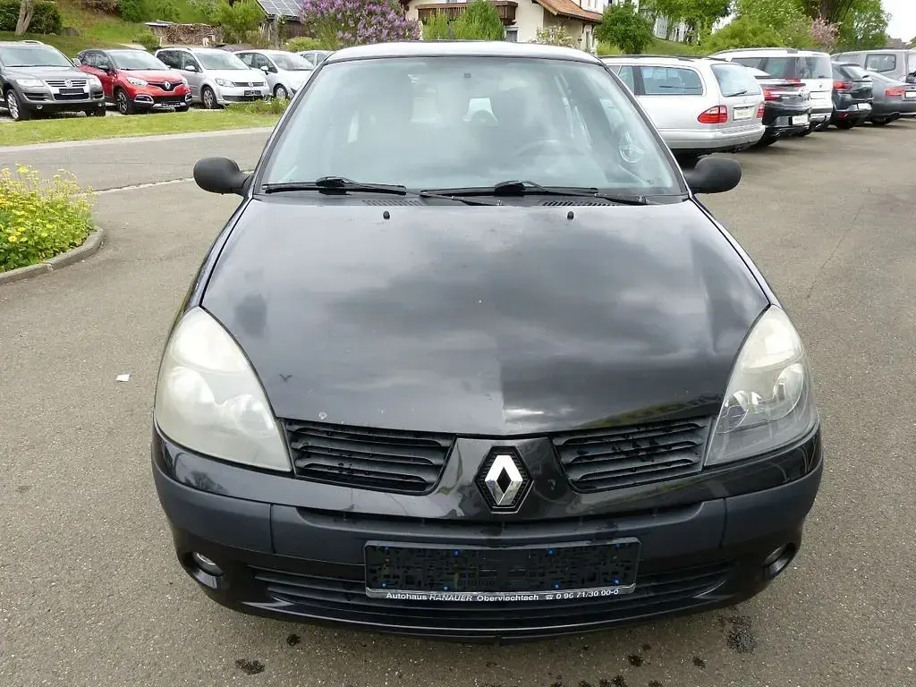 Gebraucht Renault Clio II Dynamique 75 PS (55 kW) 2004 Perlmuttschwarzmetallic Limousine