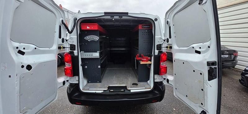 Gebraucht Opel Vivaro 144 PS (105 kW) 2021 Weiß Van / Kleinbus